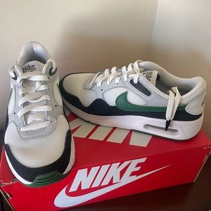 Women’s Nike Air Max SC